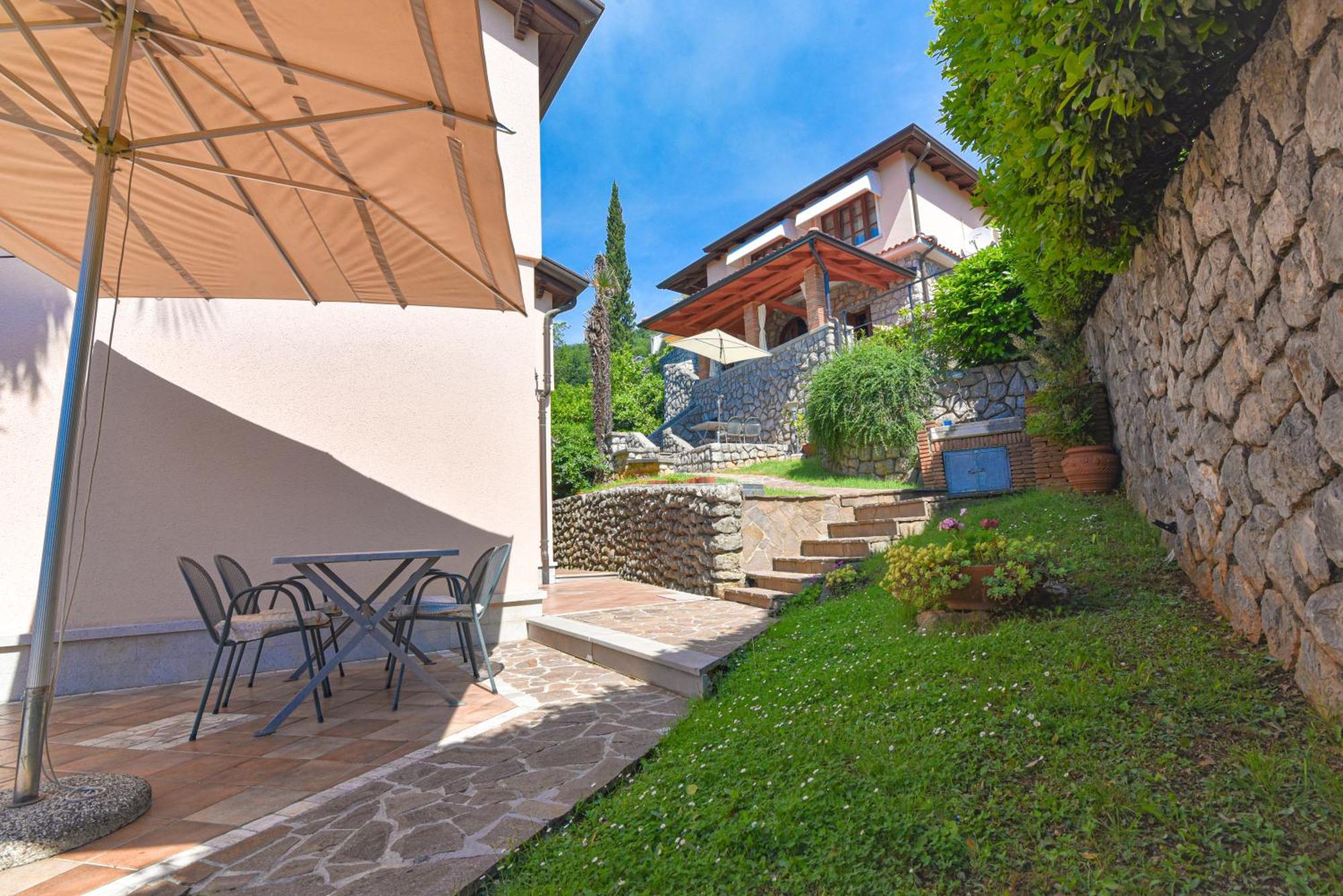 Apartments Villa Vosilla Abbazia Esterno foto