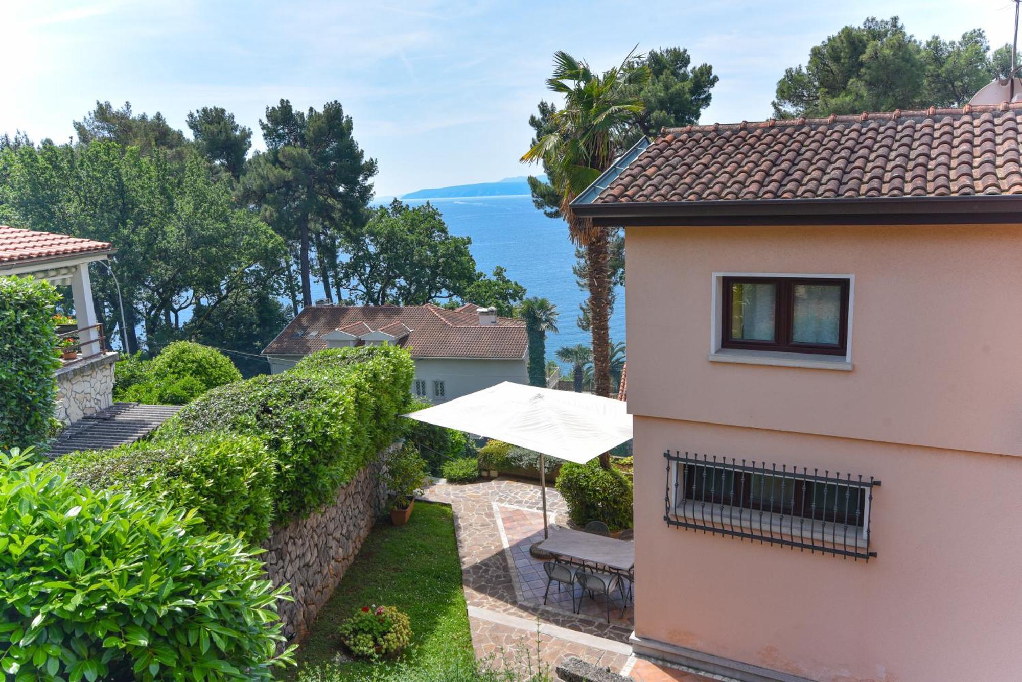 Apartments Villa Vosilla Abbazia Esterno foto
