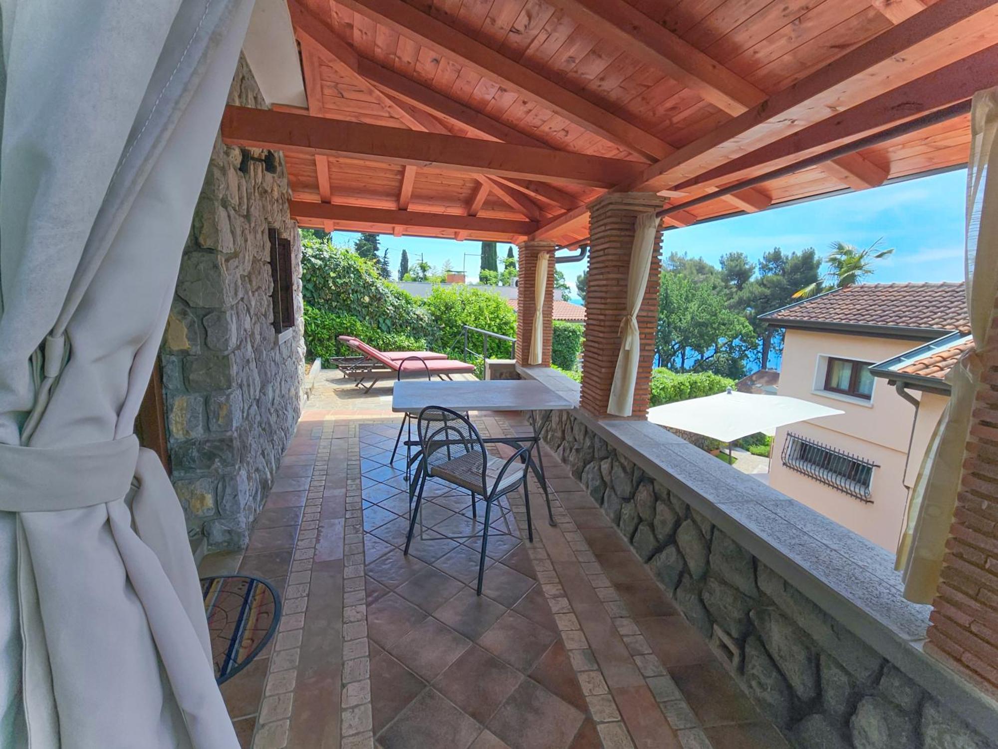 Apartments Villa Vosilla Abbazia Esterno foto